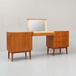 1039 1095 DRESSING TABLE